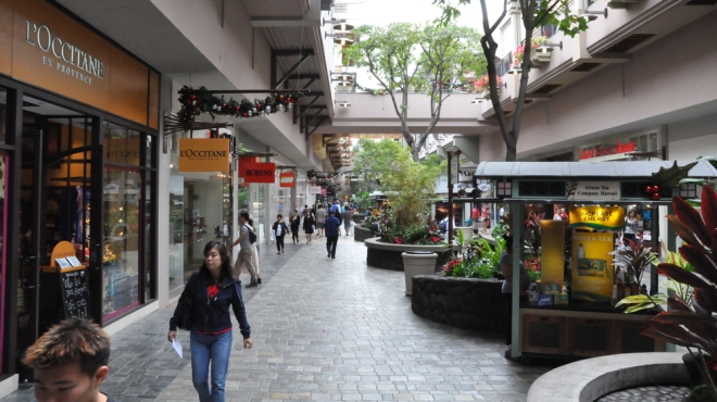 Multi-Decade Low Retail Space Attracting Investors