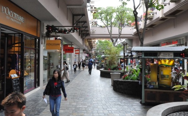 Retail Real Estate Remains Resilient As Tenant Demand Keeps Space Competitive